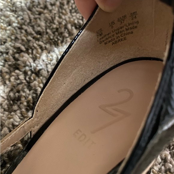 Black, tan, and white 27 edit heels - Picture 4 of 7